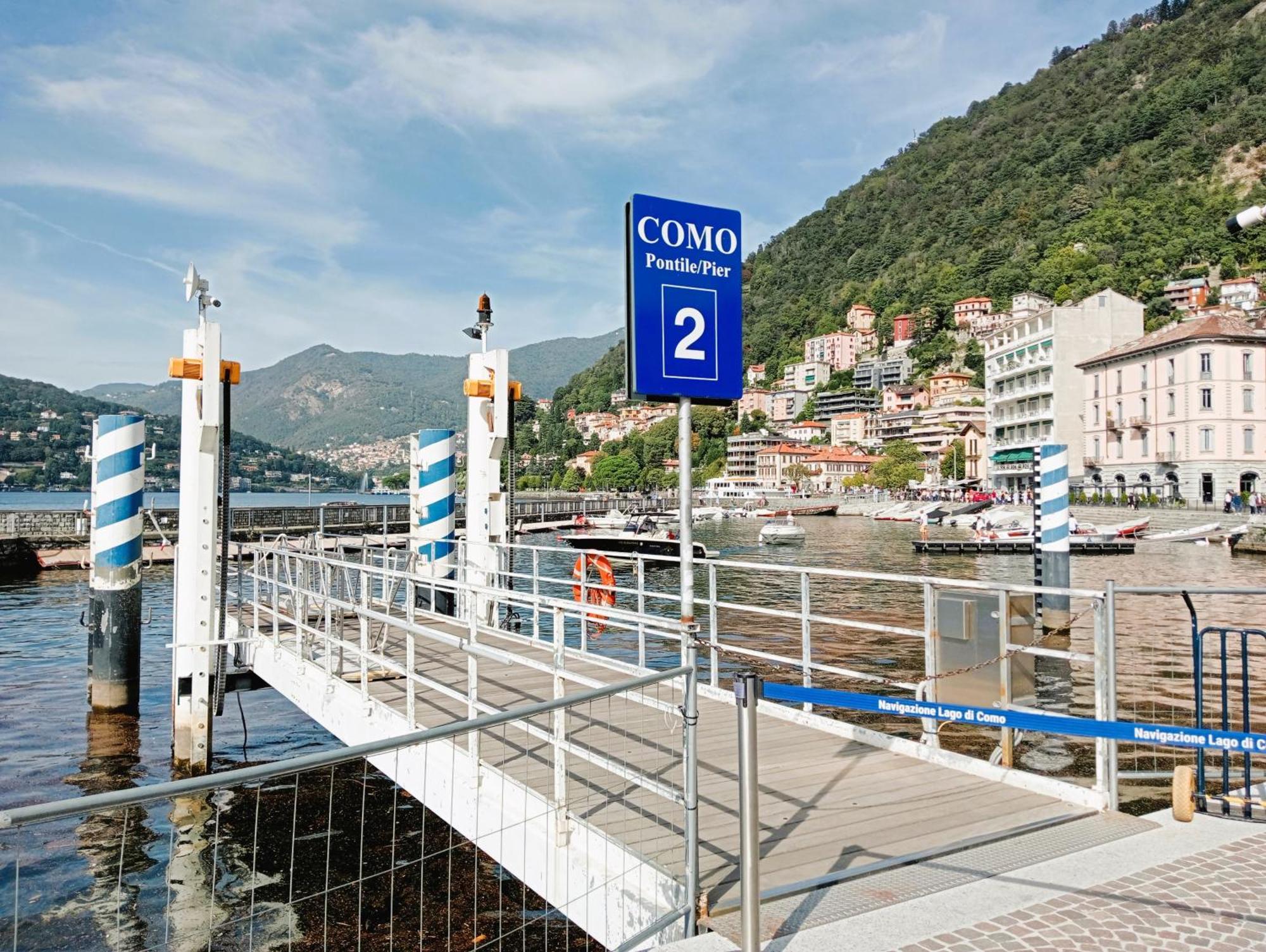 Elegant Beige Apartment - 5 Minutes From The Lake Como Exterior photo